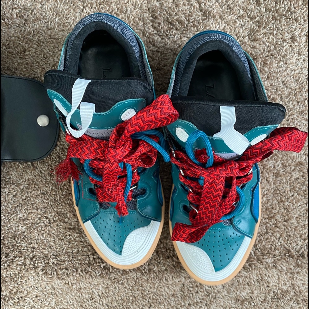 Great quality sneakers size 8 design